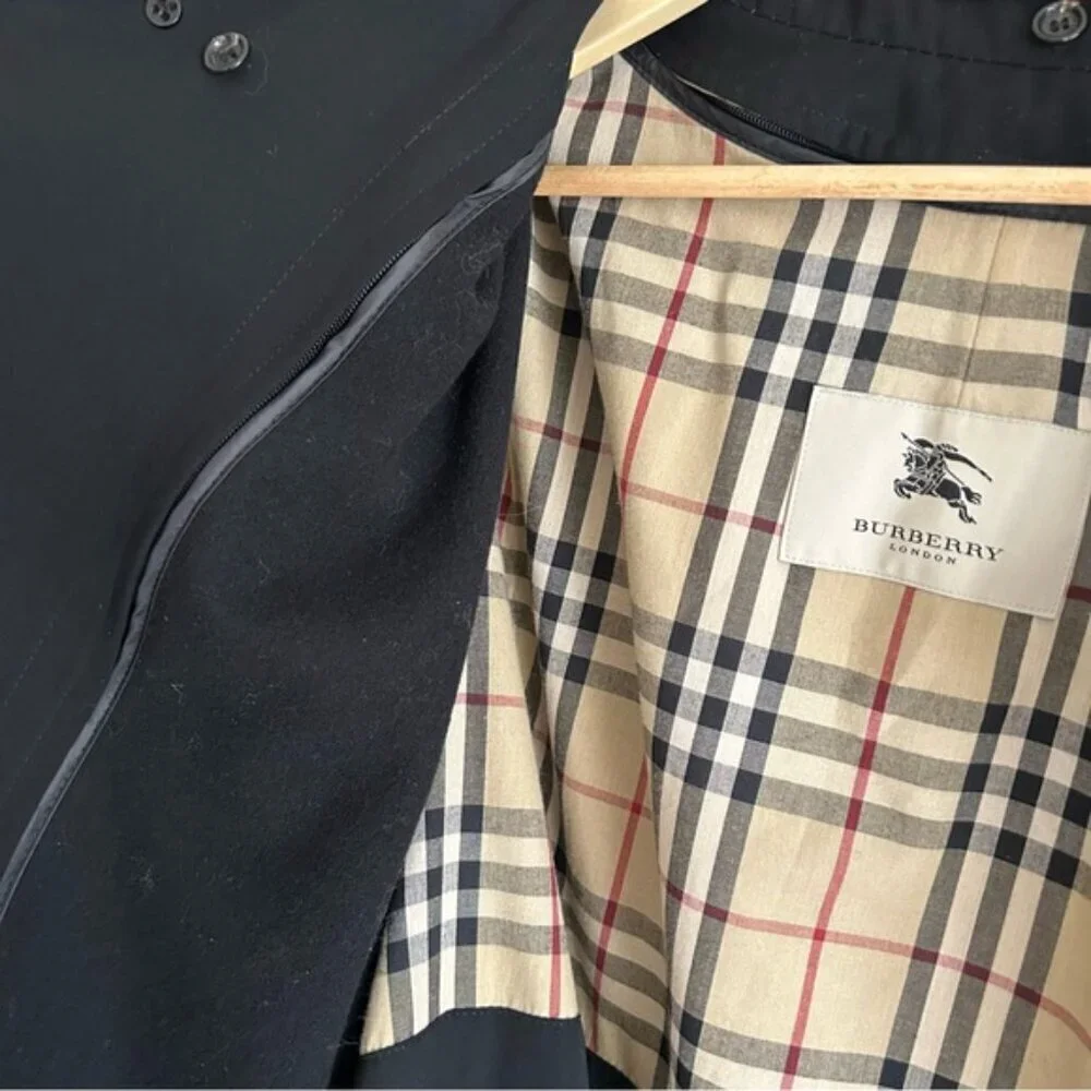 Burberry Vintage Men Black Lawrence Trench Coat with Removable Wool Vest Size 46 - Picture 10 of 16